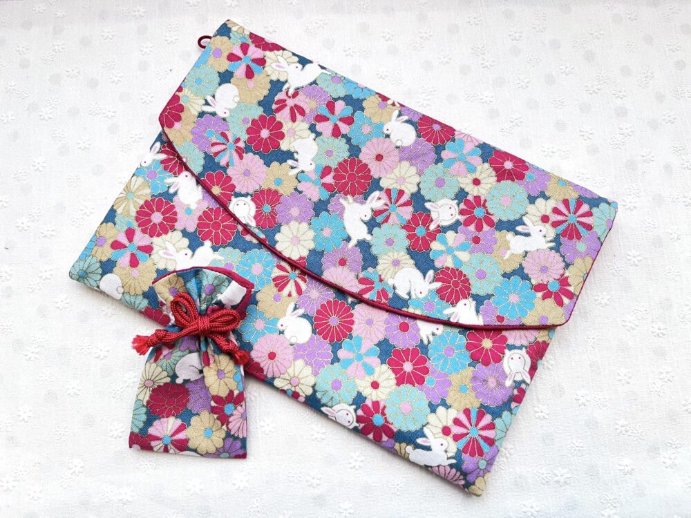 出雲大社　白うさぎの御砂用のお守り袋と御朱印帳ケース