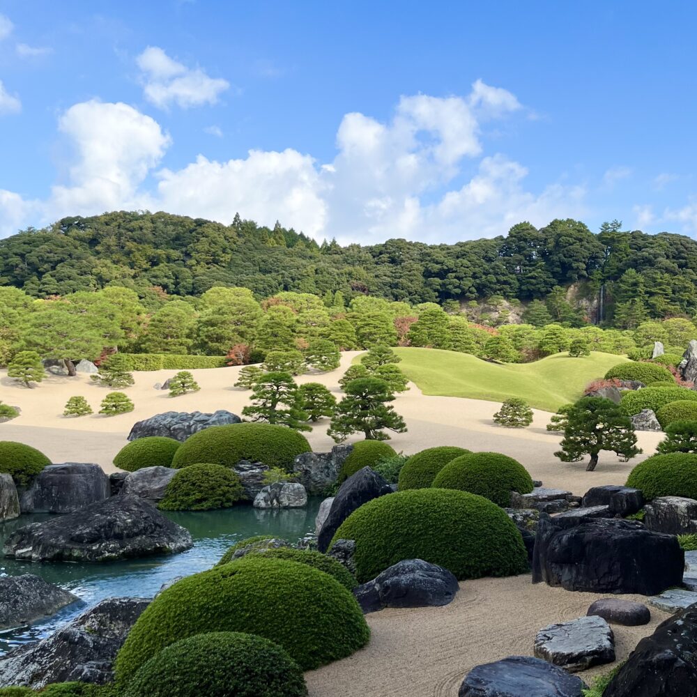 足立美術館 横山大観の名作「白沙青松」をモチーフにした日本庭園。