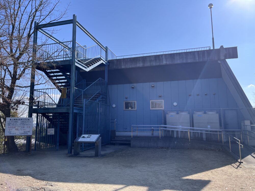 日岡公園　日岡山の展望台