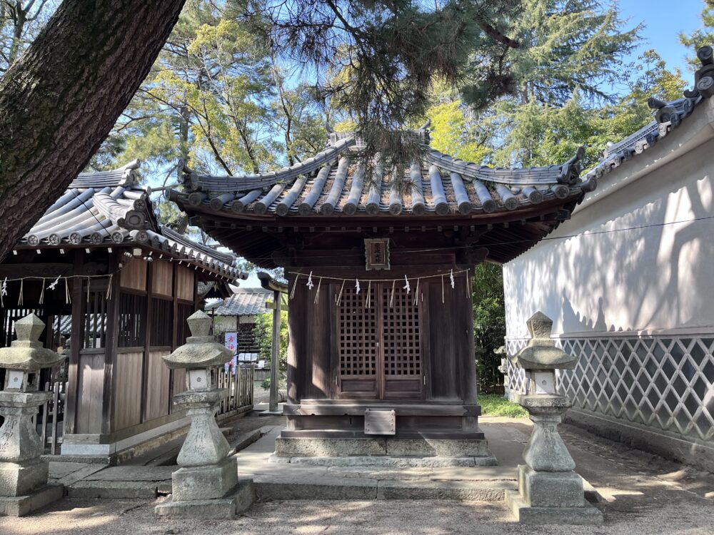 高砂神社の摂社　粟島社